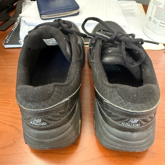 New Balance Black Athletic Shoes with Textured Leather - Picture 5 of 6
